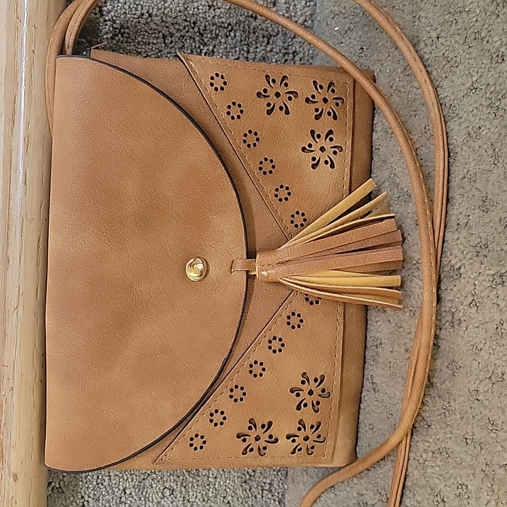 Small brown envelope crossbody